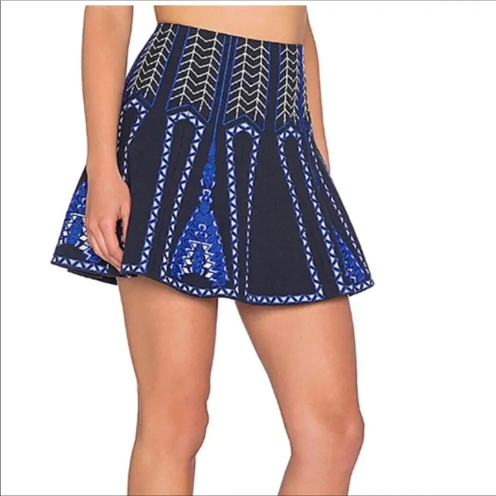 BCBG Mazxaria Katrin Top and Skirt - Picture 6 of 11